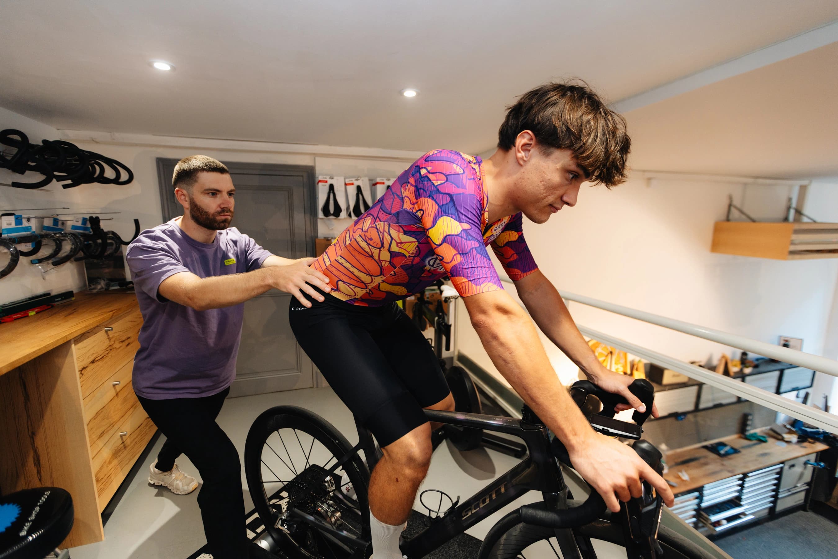 Analyse posturale sur vélo chez Hors Catégorie